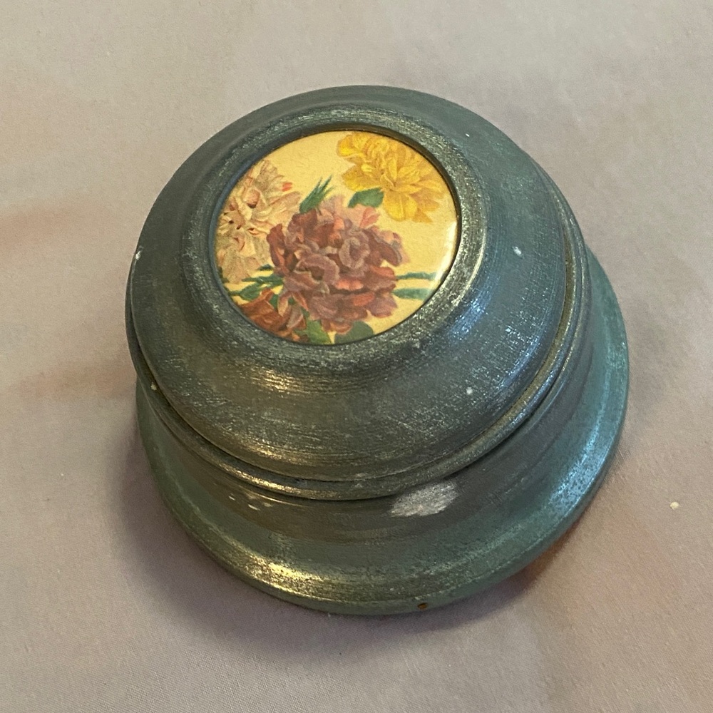 Floral Decorative Music Box